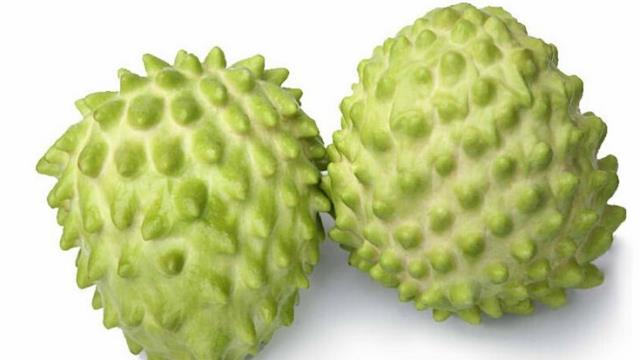 The difference between sugar apple and custard apple