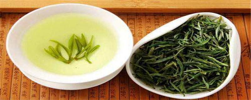 There are several types of green tea